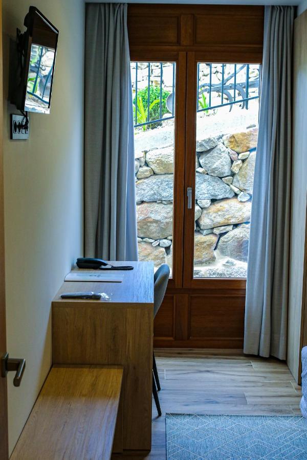Hotel La Rectoral Covelo  エクステリア 写真
